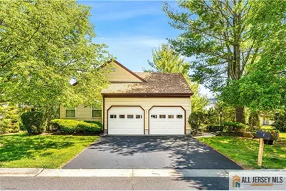2 Ethan Allen Drive, Monroe Township, NJ 08831 - Photo 9