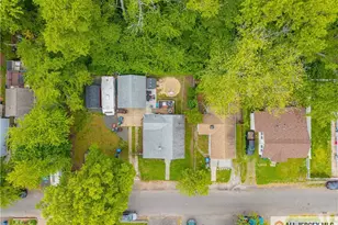260 Greenwood Dr, Old Bridge Township, NJ 07735 - Photo 3