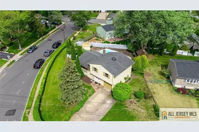 2 Moryan Road, Edison, NJ 08817 - Photo 9