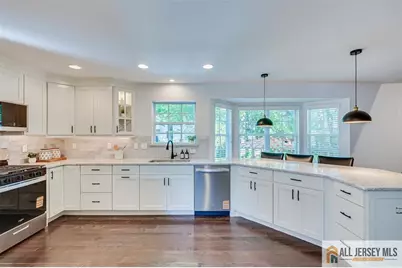 31 Shepherd Way, South Brunswick Township, NJ 08824 - Photo 9
