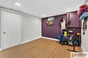 177 Midfield Rd, Colonia, NJ 07067 - Photo 15