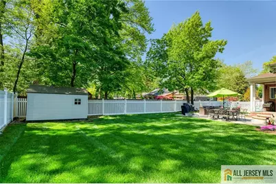 14 Taylor Drive, New Brunswick, NJ 08901 - Photo 33