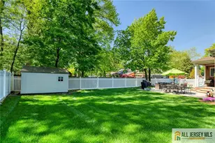 14 Taylor Dr, New Brunswick, NJ 08901 - Photo 33