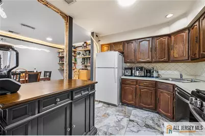 100 Dundee Court, Aberdeen Township, NJ 07747 - Photo 13