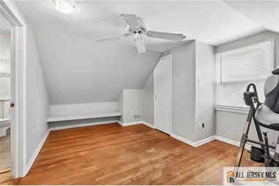 8 Parkway Place, Sayreville, NJ 08859 - Photo 17