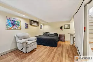 8 Parkway Pl, Sayreville, NJ 08859 - Photo 19