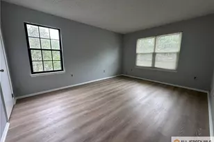 48 Crabapple Ln, Franklin Township, NJ 08823 - Photo 3