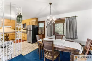 713 Lincoln Dr, Perth Amboy, NJ 08861 - Photo 7