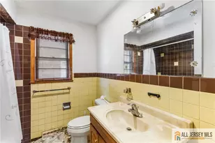 713 Lincoln Dr, Perth Amboy, NJ 08861 - Photo 23