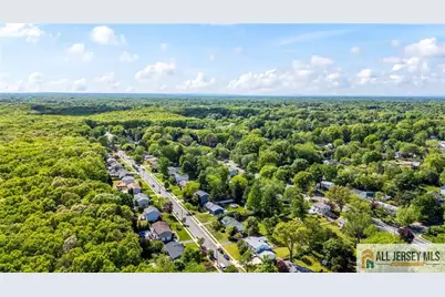 15 Kings Road, East Brunswick Township, NJ 08816 - Photo 31