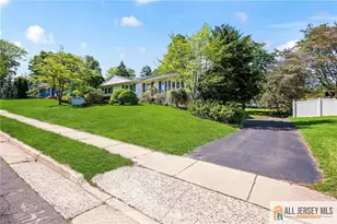 15 Kings Rd, East Brunswick Township, NJ 08816 - Photo 3
