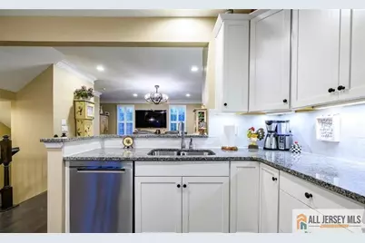 303 Bayside Court, South Amboy, NJ 08879 - Photo 7