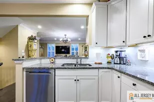 303 Bayside Ct, South Amboy, NJ 08879 - Photo 7