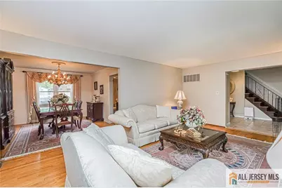 27 Woodmere Road, North Brunswick Township, NJ 08902 - Photo 5
