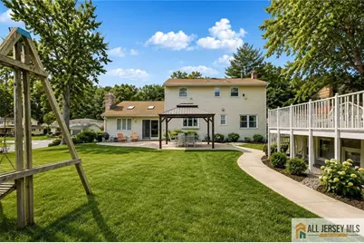 27 Woodmere Road, North Brunswick Township, NJ 08902 - Photo 33