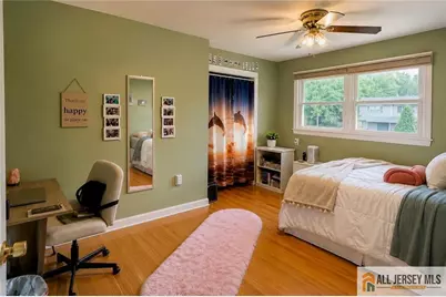 27 Woodmere Road, North Brunswick Township, NJ 08902 - Photo 23