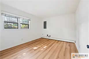 4 Darby Rd, Franklin Township, NJ 08873 - Photo 15