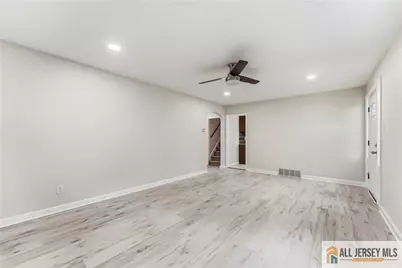 326 Tindall Avenue, Trenton, NJ 08610 - Photo 7