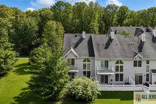 19 Amber Dr, Old Bridge Township, NJ 08857 - Photo 5