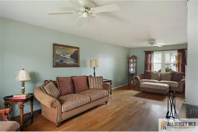 43 Richards Drive, , NJ 08859 - Photo 9