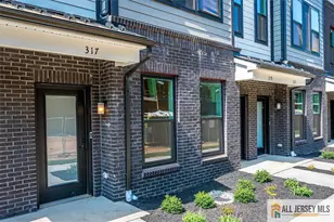 317 Sadie Cir, New Brunswick, NJ 08901 - Photo 1