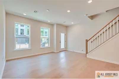 317 Sadie Circle, New Brunswick, NJ 08901 - Photo 7