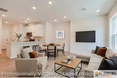 323 Sadie Circle, New Brunswick, NJ 08901 - Photo 5