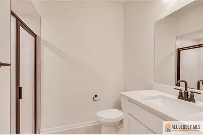 323 Sadie Circle, New Brunswick, NJ 08901 - Photo 13