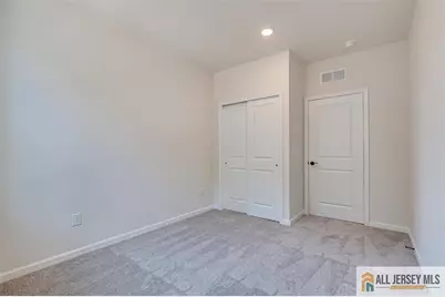 323 Sadie Circle, New Brunswick, NJ 08901 - Photo 23