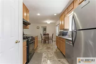 10 Helen Ct, Piscataway Township, NJ 08854 - Photo 13