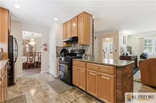 10 Helen Ct, Piscataway Township, NJ 08854 - Photo 11