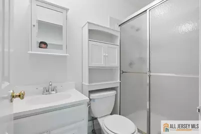 6001 N Oaks Boulevard, North Brunswick Township, NJ 08902 - Photo 15