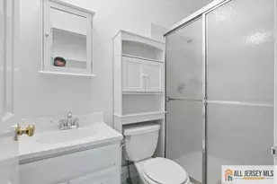 6001 N Oaks Blvd, North Brunswick Township, NJ 08902 - Photo 15