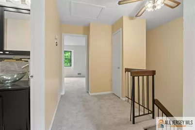 6001 N Oaks Boulevard, North Brunswick Township, NJ 08902 - Photo 11