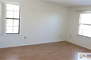 363 Lancaster Ct, Piscataway Township, NJ 08854 - Photo 5