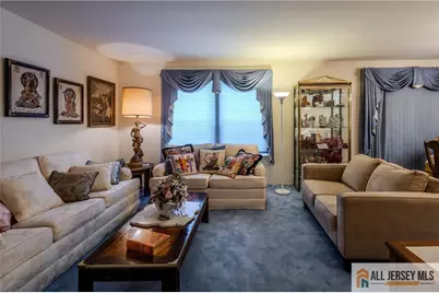 4 Martin Van Buren Drive #B, Monroe Township, NJ 08831 - Photo 5