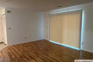 2513 Lighthouse Ln, Sayreville, NJ 08859 - Photo 3