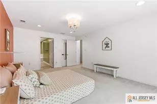 605 Donato Cir, Scotch Plains Township, NJ 07076 - Photo 19