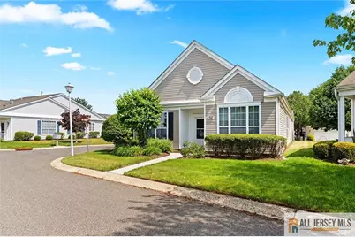 527 Harrier Drive #527, Monroe Township, NJ 08831 - Photo 3