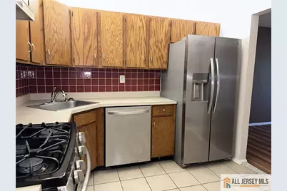 171 Lindsey Court #2915, Franklin Township, NJ 08823 - Photo 9