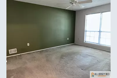 171 Lindsey Court #2915, Franklin Township, NJ 08823 - Photo 3