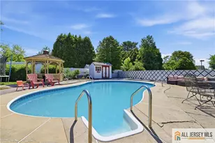 8 Lauretta Dr, East Brunswick Township, NJ 08816 - Photo 23