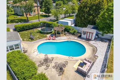 8 Lauretta Drive, East Brunswick Township, NJ 08816 - Photo 25
