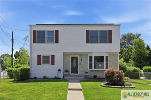 8 Lauretta Dr, East Brunswick Township, NJ 08816 - Photo 1