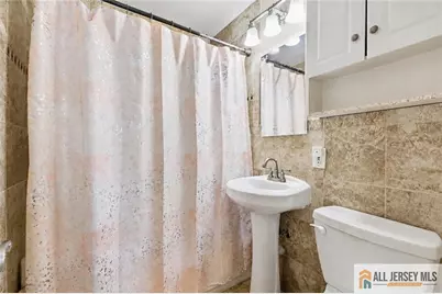8 Lauretta Drive, East Brunswick Township, NJ 08816 - Photo 11