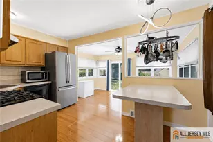 8 Lauretta Dr, East Brunswick Township, NJ 08816 - Photo 7