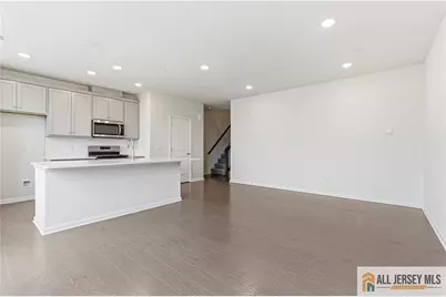 311 Sadie Circle, New Brunswick, NJ 08901 - Photo 7