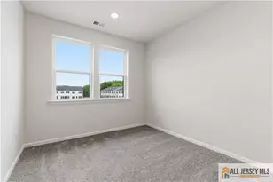 311 Sadie Cir, New Brunswick, NJ 08901 - Photo 19