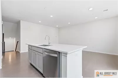 311 Sadie Circle, New Brunswick, NJ 08901 - Photo 11
