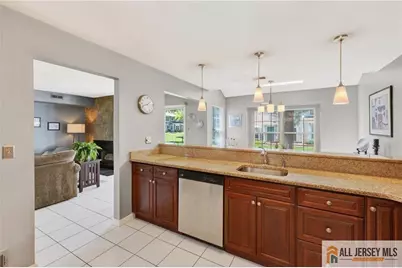 147 Picadilly Place, Franklin Township, NJ 08873 - Photo 9